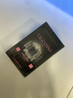 Valentino Uomo Born in Roma Intense